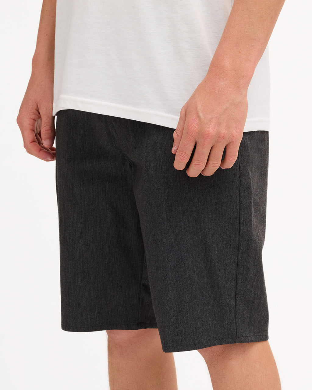 ucyws03009_volcom_chh_sd6