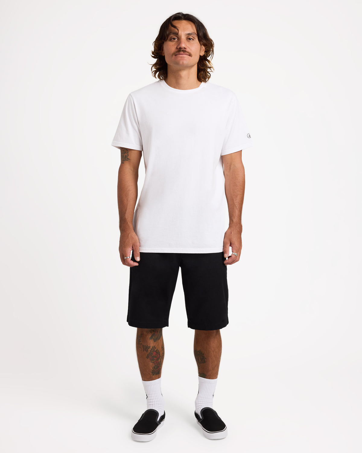 ucyws03017_volcom_blk_frt9