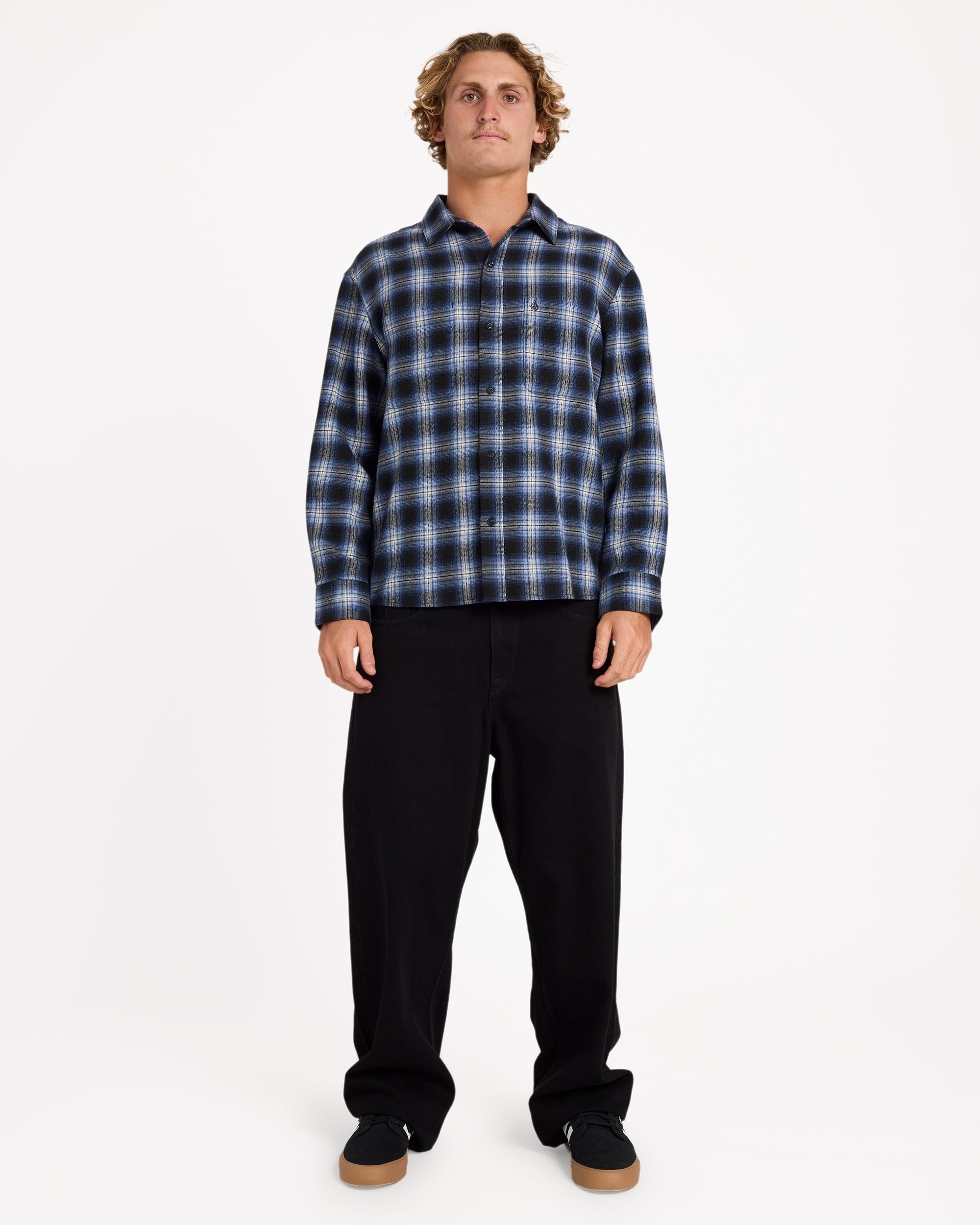 ucywt03001_volcom_lny_frt9