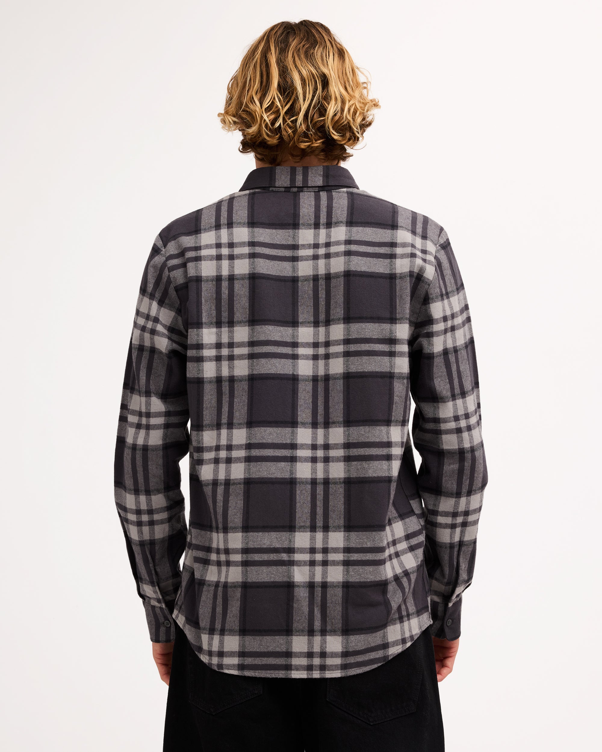 ucywt03008_volcom_asb_bck1