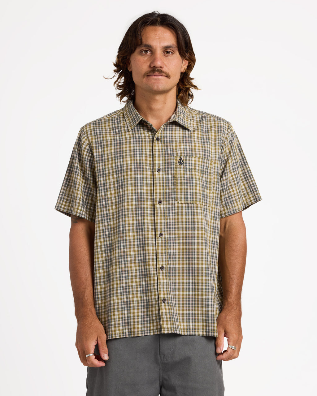ucywt03014_volcom_olv_frt1