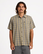 ucywt03014_volcom_olv_frt1