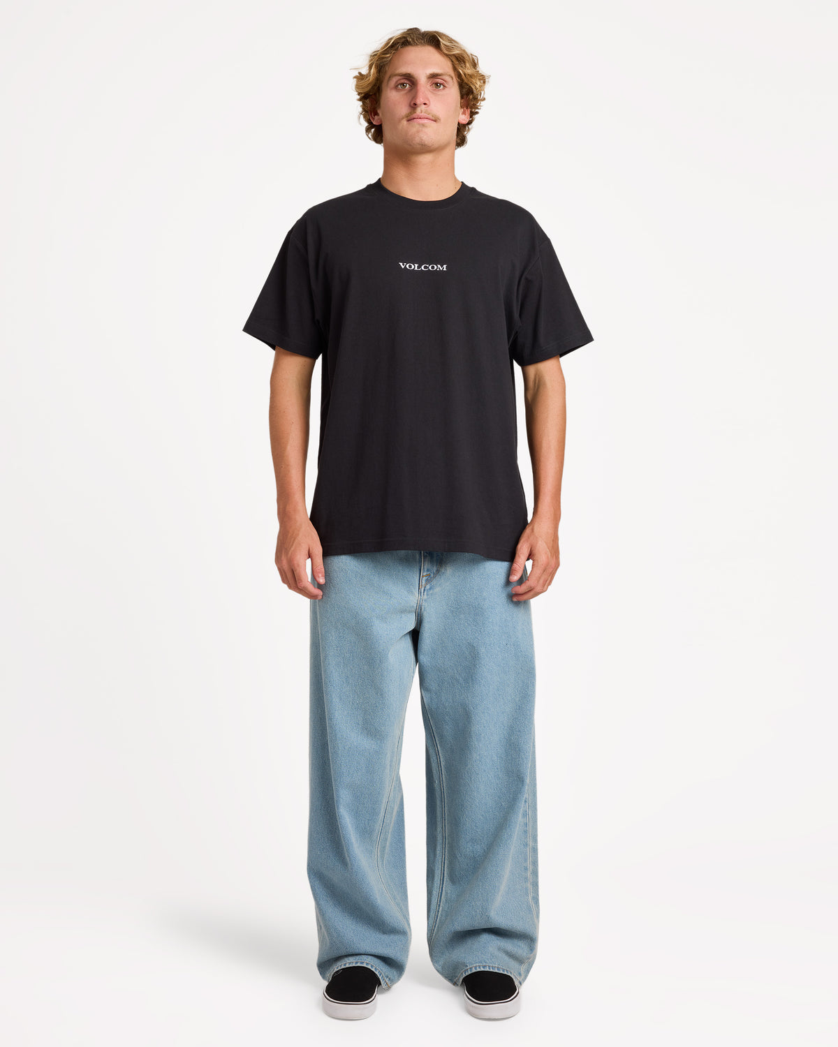 ucyzt03001_volcom_blk_frt9