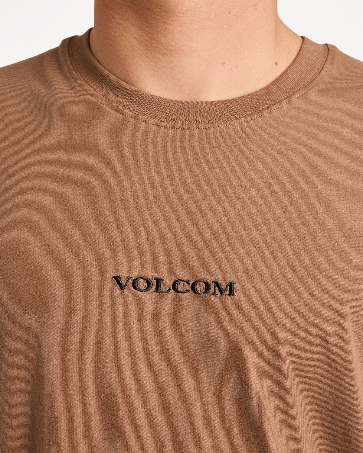 ucyzt03001_volcom_eth_dtl1