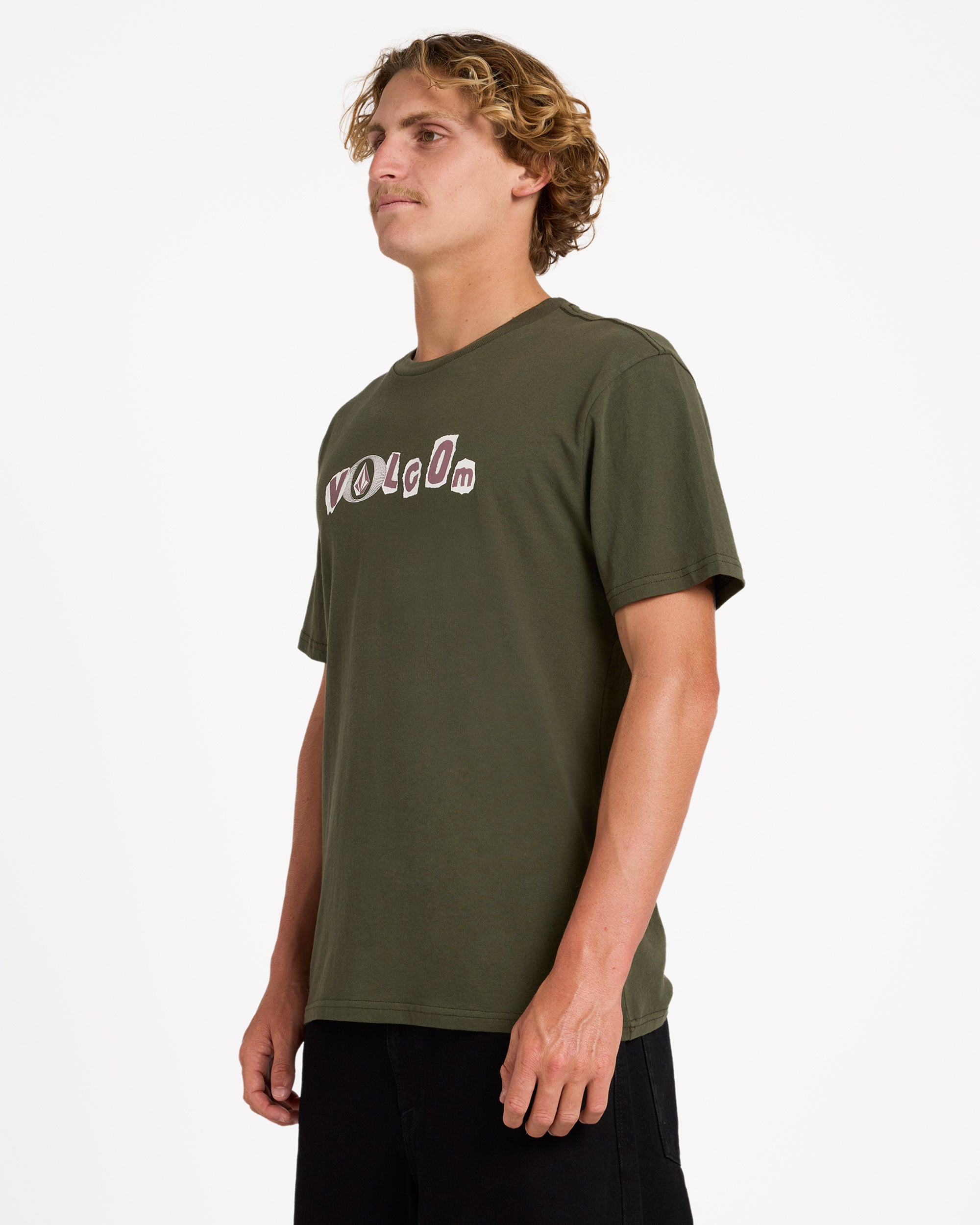 ucyzt03002_volcom_sqd_sd1