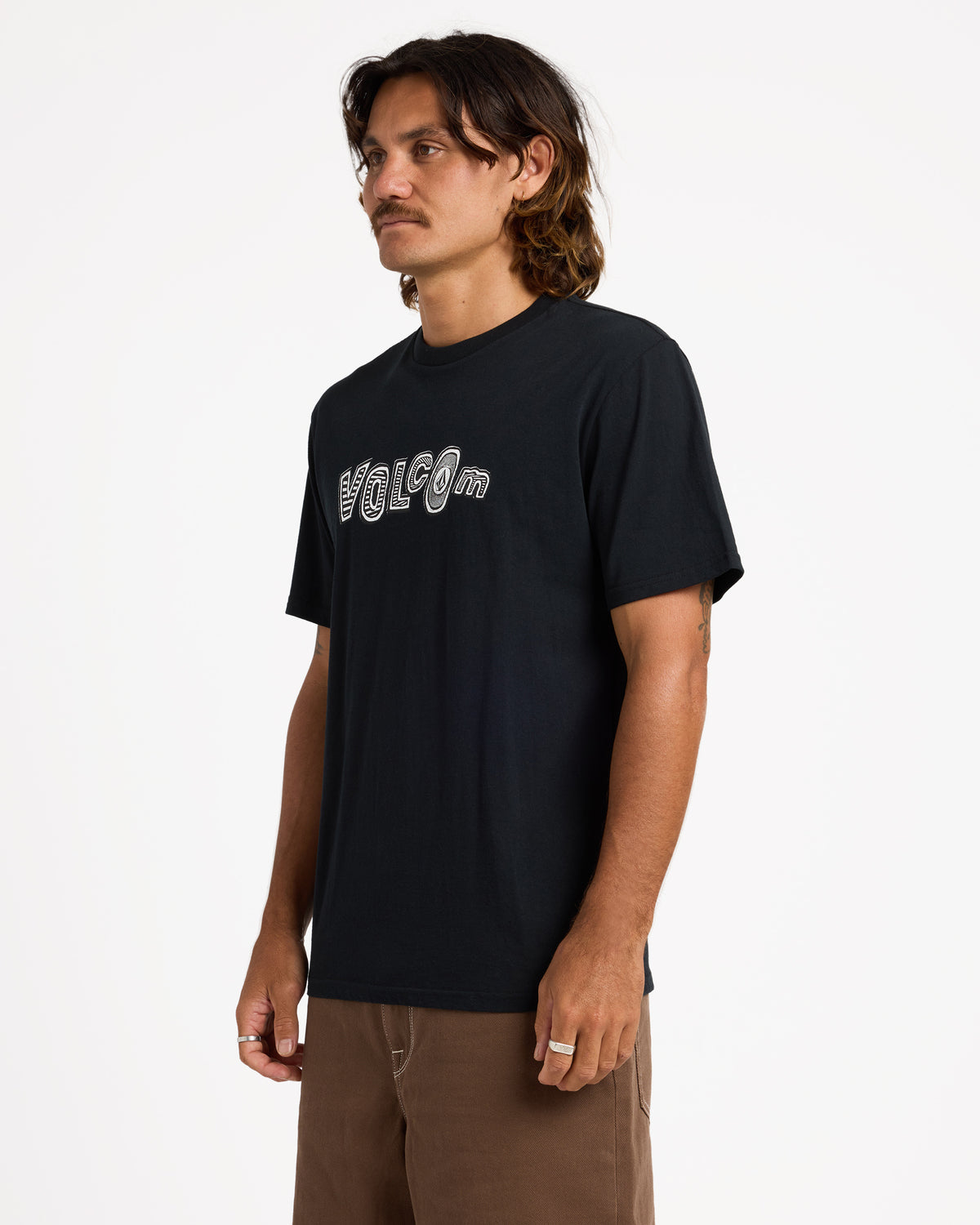 ucyzt03025_volcom_blk_sd1