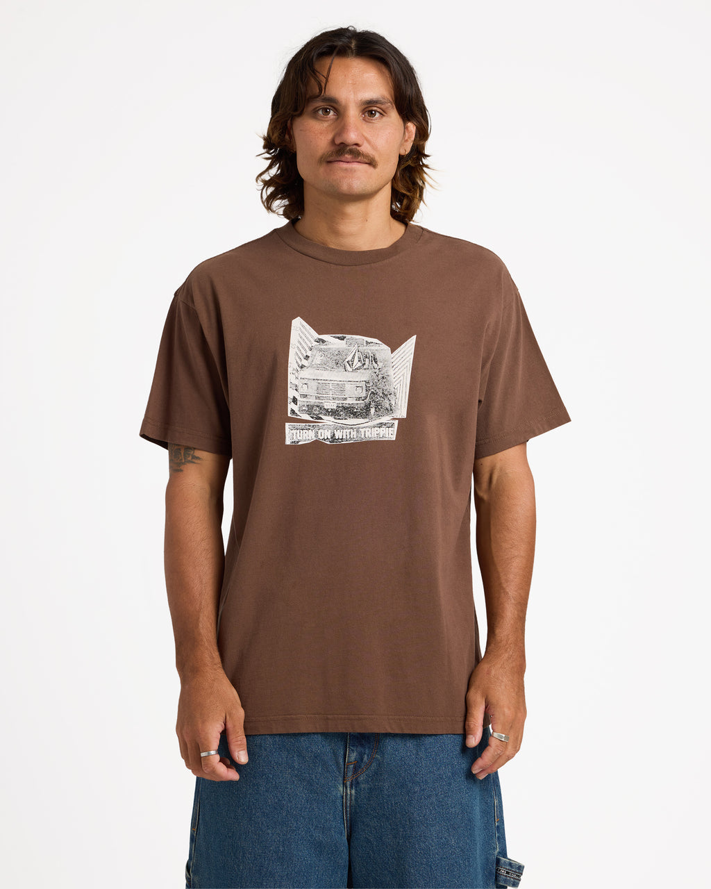 ucyzt03031_volcom_brs_frt1