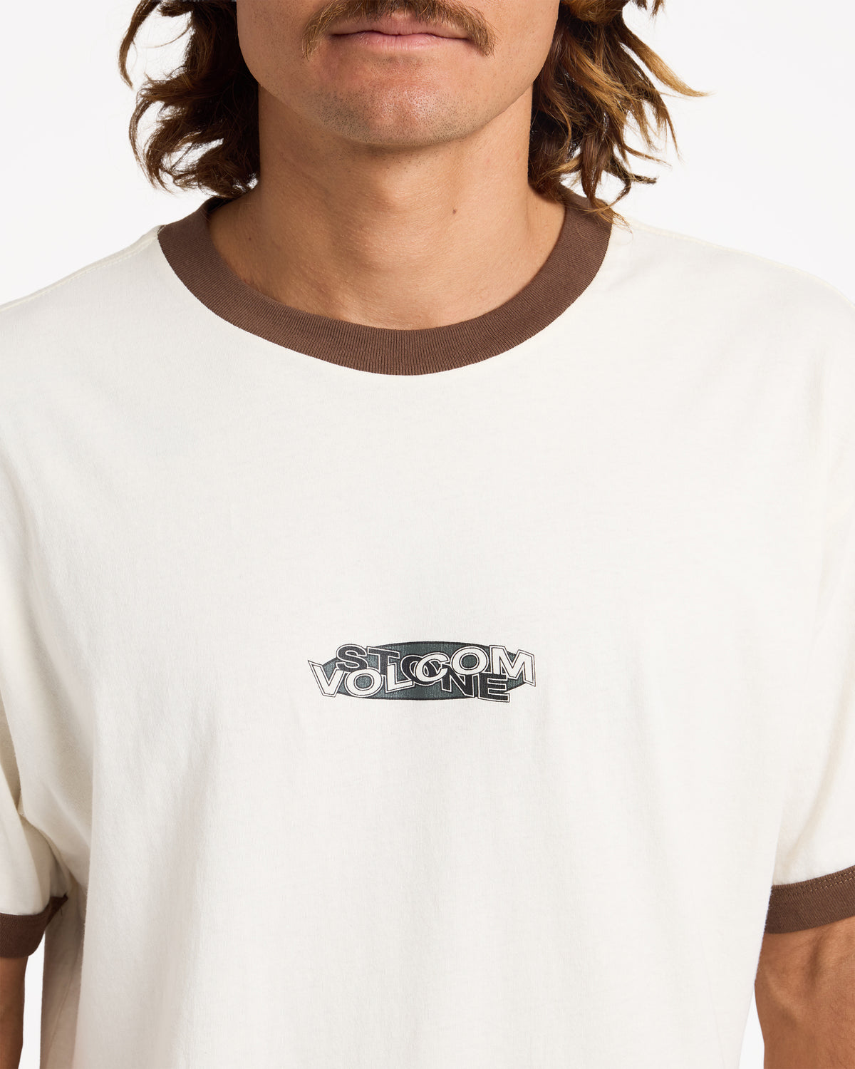 ucyzt03035_volcom_brs_dtl1