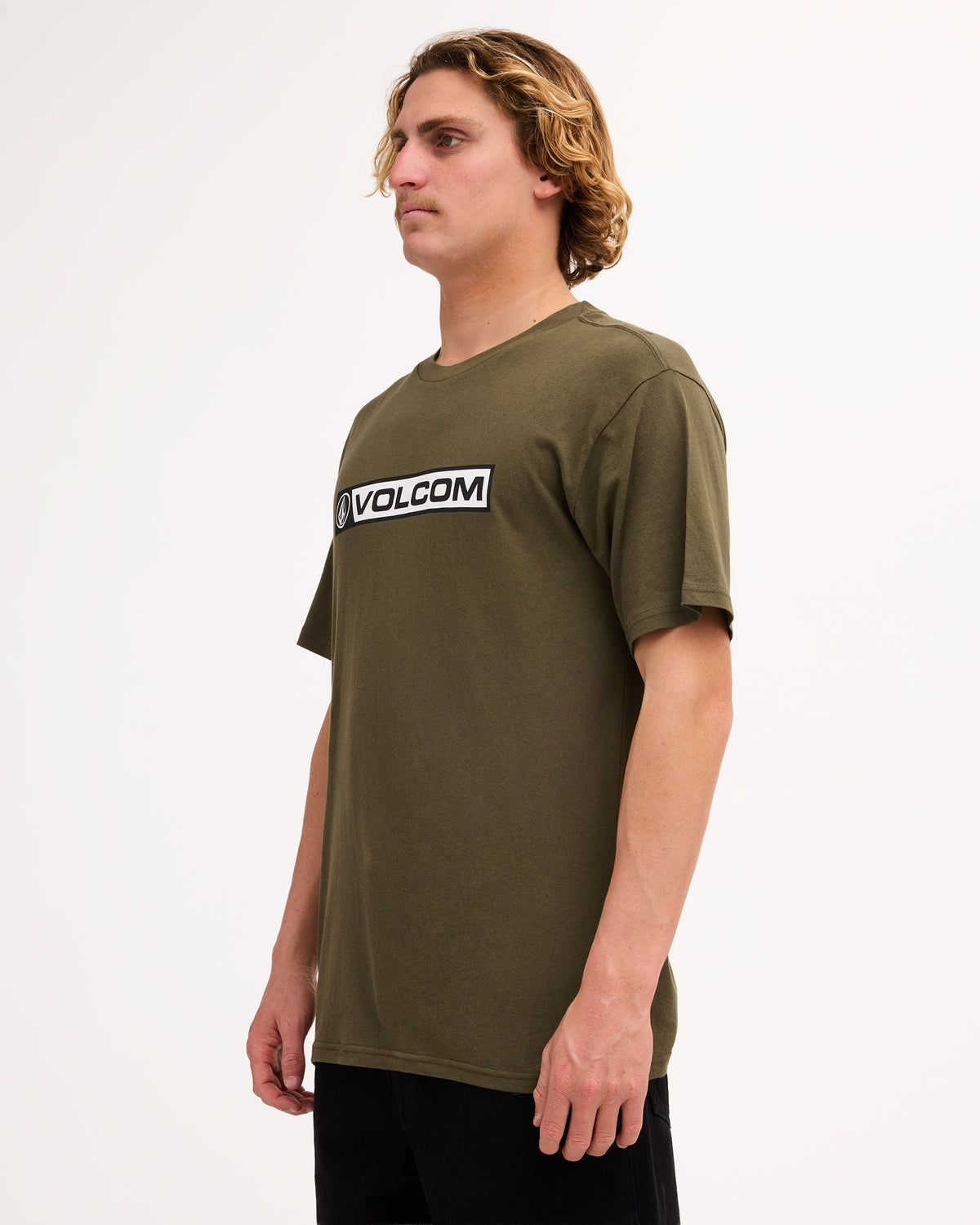 ucyzt03043_volcom_mil_sd1