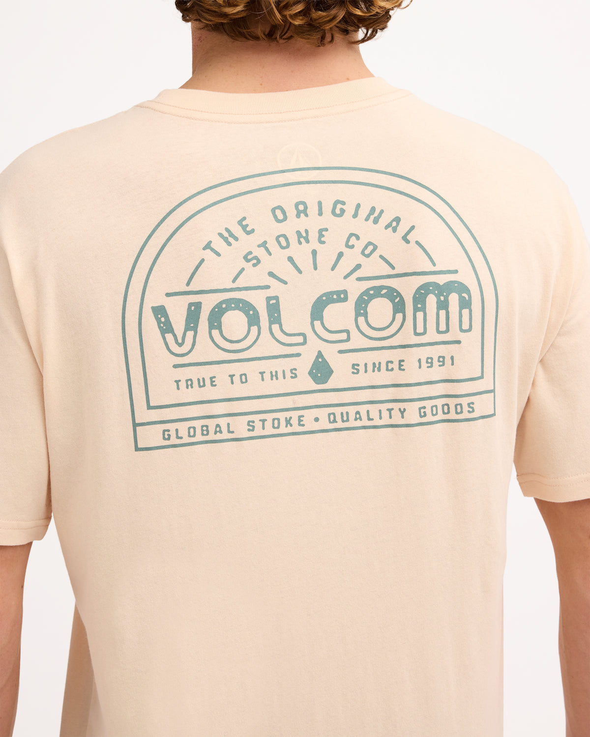 ucyzt03045_volcom_sdn_dtl1