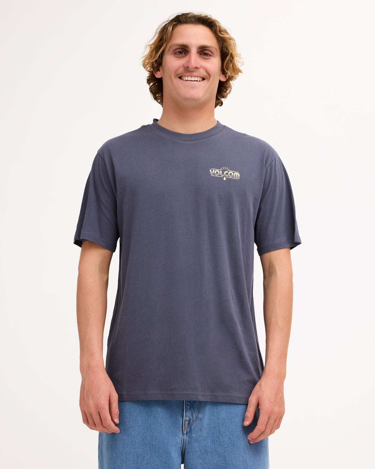 ucyzt03045_volcom_vny_frt1