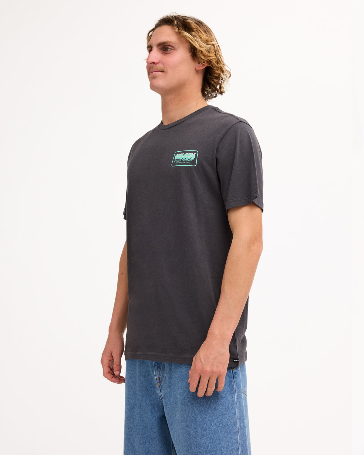 ucyzt03047_volcom_asb_sd1