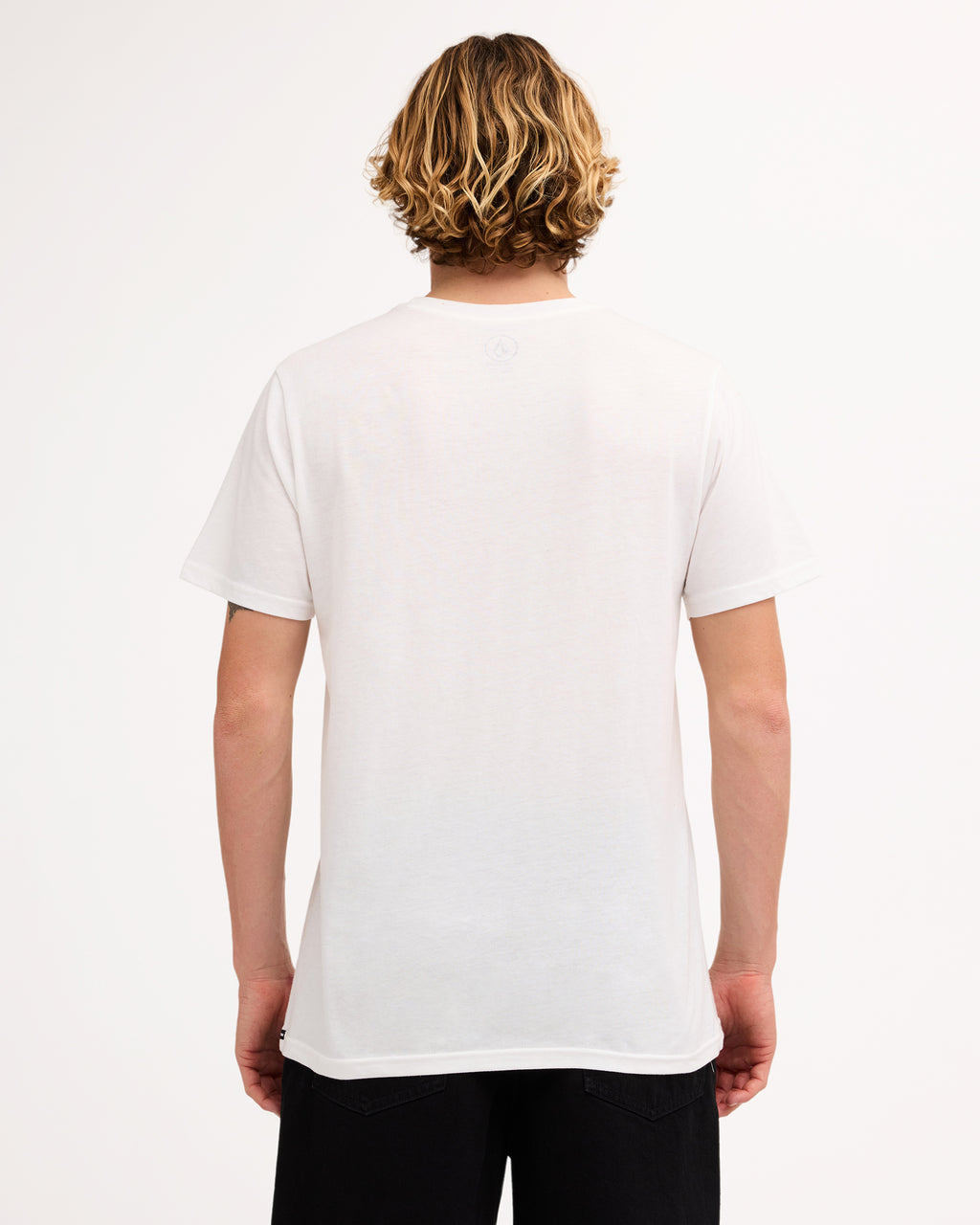 ucyzt03058_volcom_wht_bck1