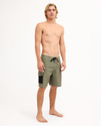 uqmjv03007_quiksilver_cre0_frt9