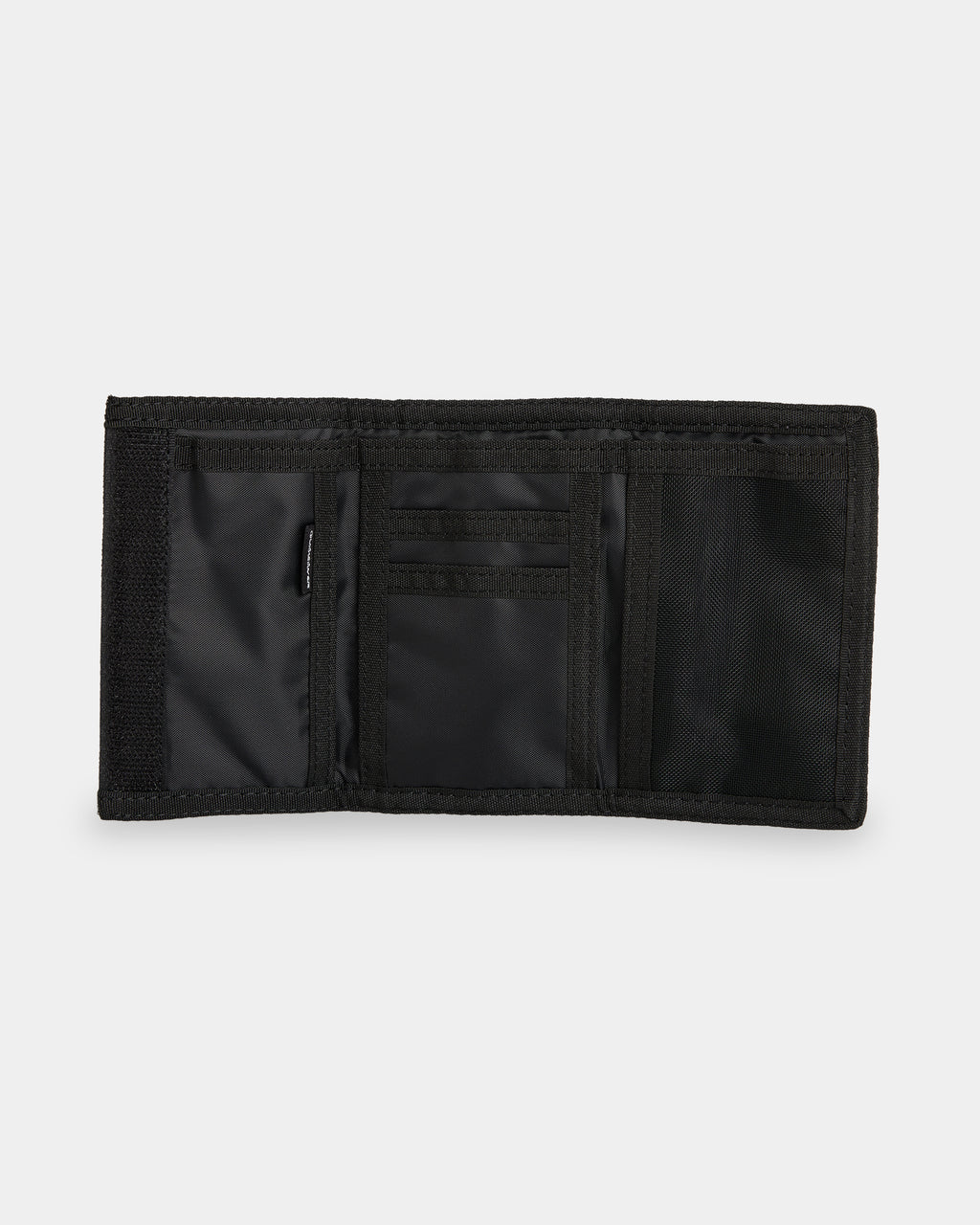 uqyaa03326_quiksilver_blk_dtl1