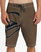 uqybs03116_quiksilver_cqp0_frt6