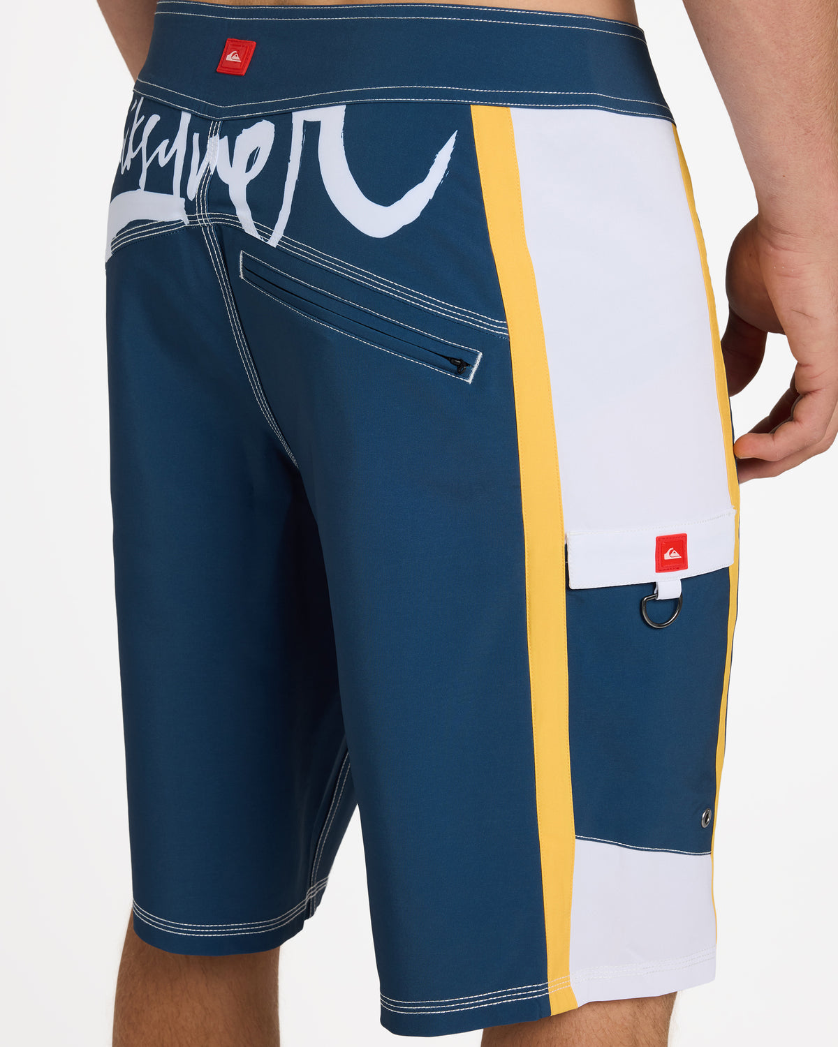 uqybs03118_quiksilver_brq0_dtl1