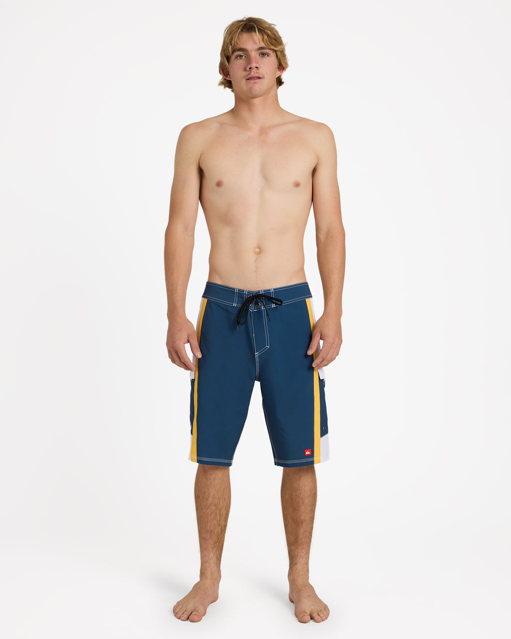 uqybs03118_quiksilver_brq0_frt9