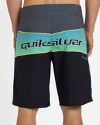 uqybs03124_quiksilver_kvj9_bck6