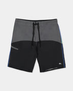 uqybs03124_quiksilver_kvj9_frt1