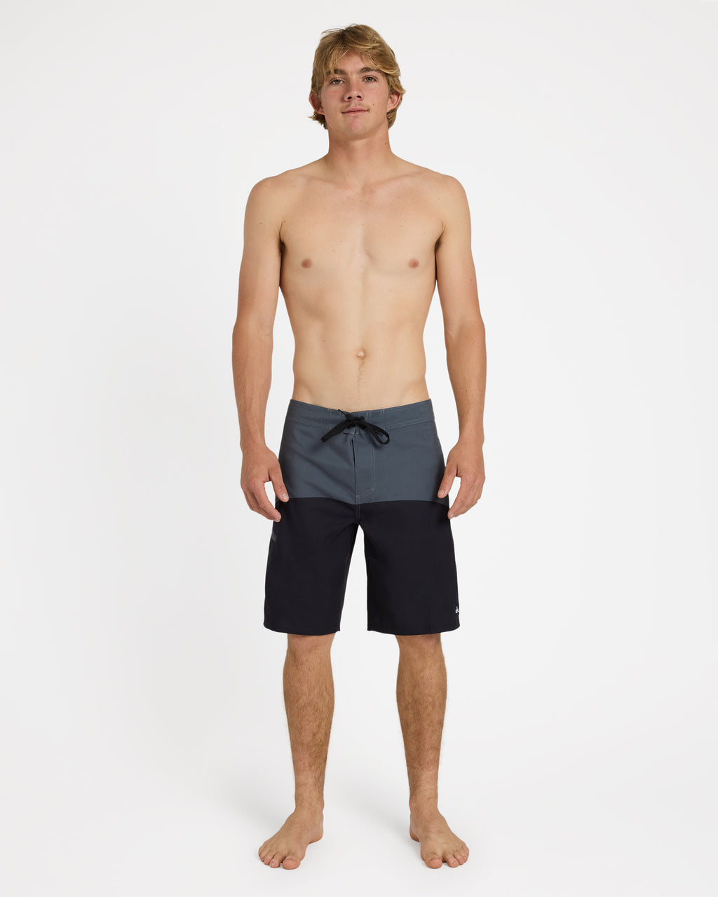 uqybs03124_quiksilver_kvj9_frt9