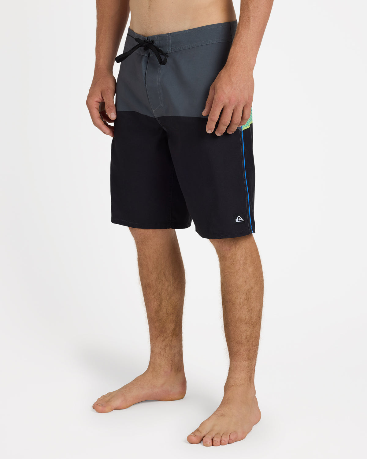 uqybs03124_quiksilver_kvj9_sd1