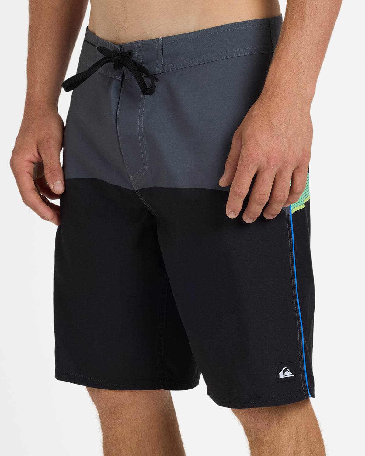 uqybs03124_quiksilver_kvj9_sd6
