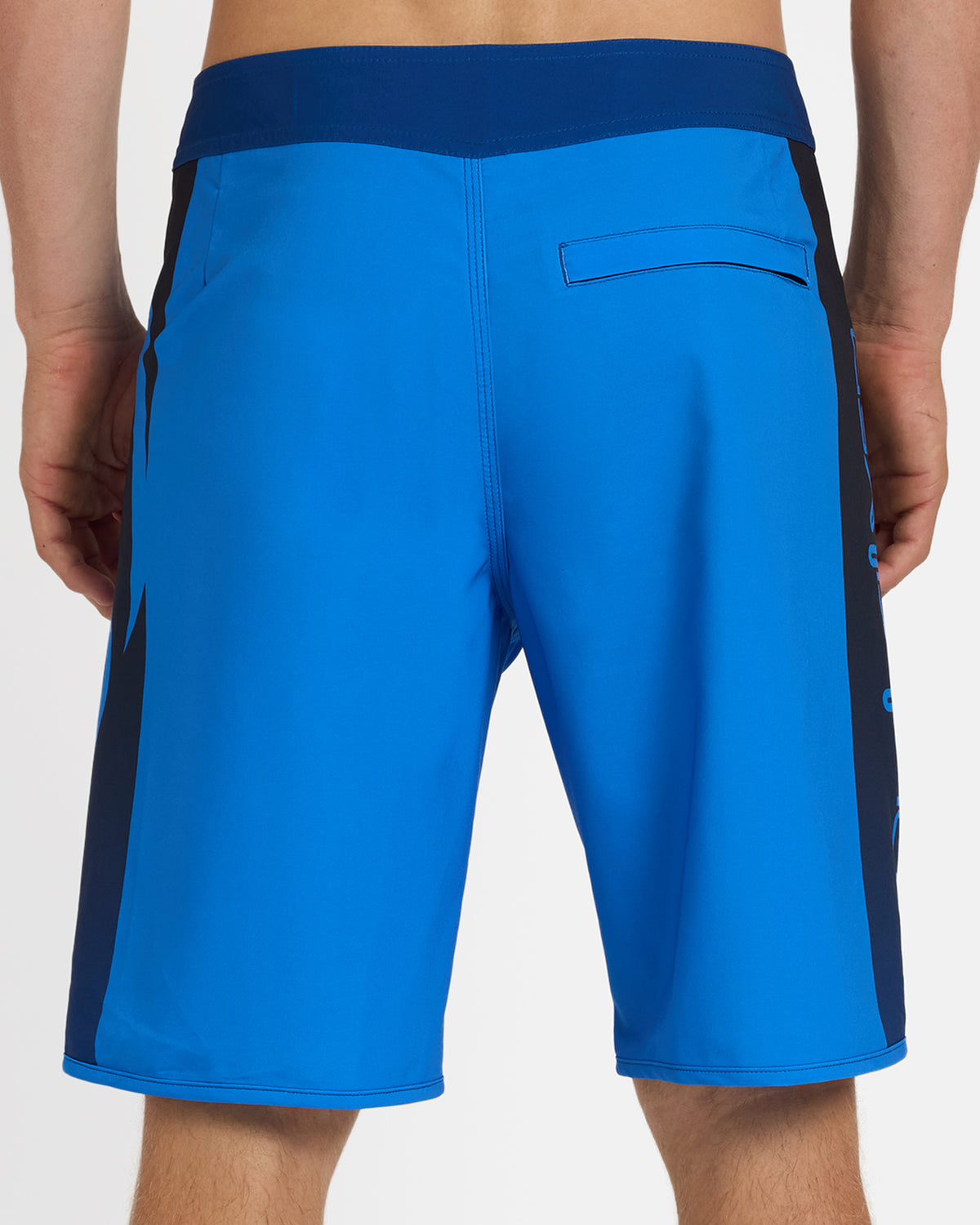 uqybs03129_quiksilver_bmb9_bck6