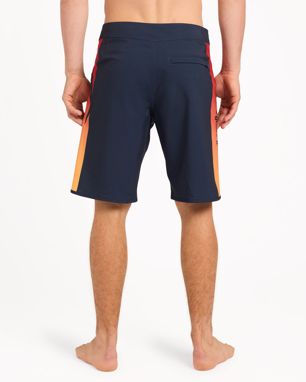 uqybs03129_quiksilver_dkn_bck1