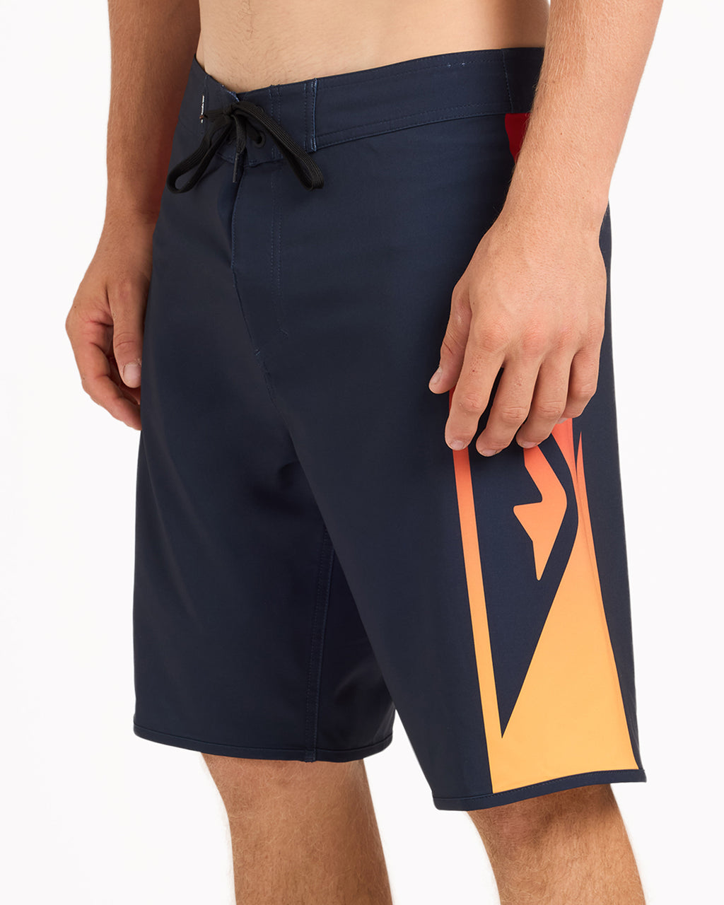 uqybs03129_quiksilver_dkn_sd6