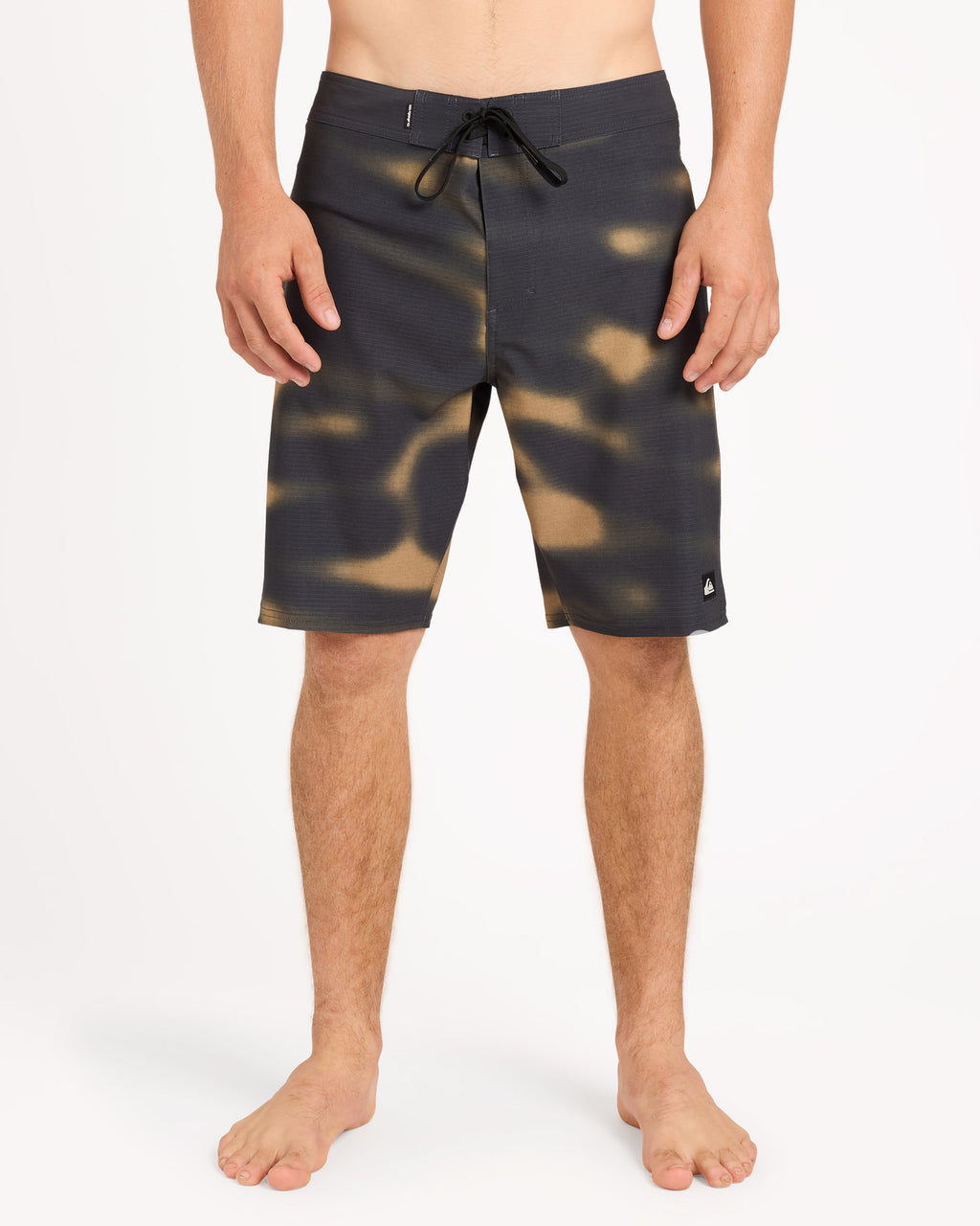 uqybs03141_quiksilver_clm0_frt1