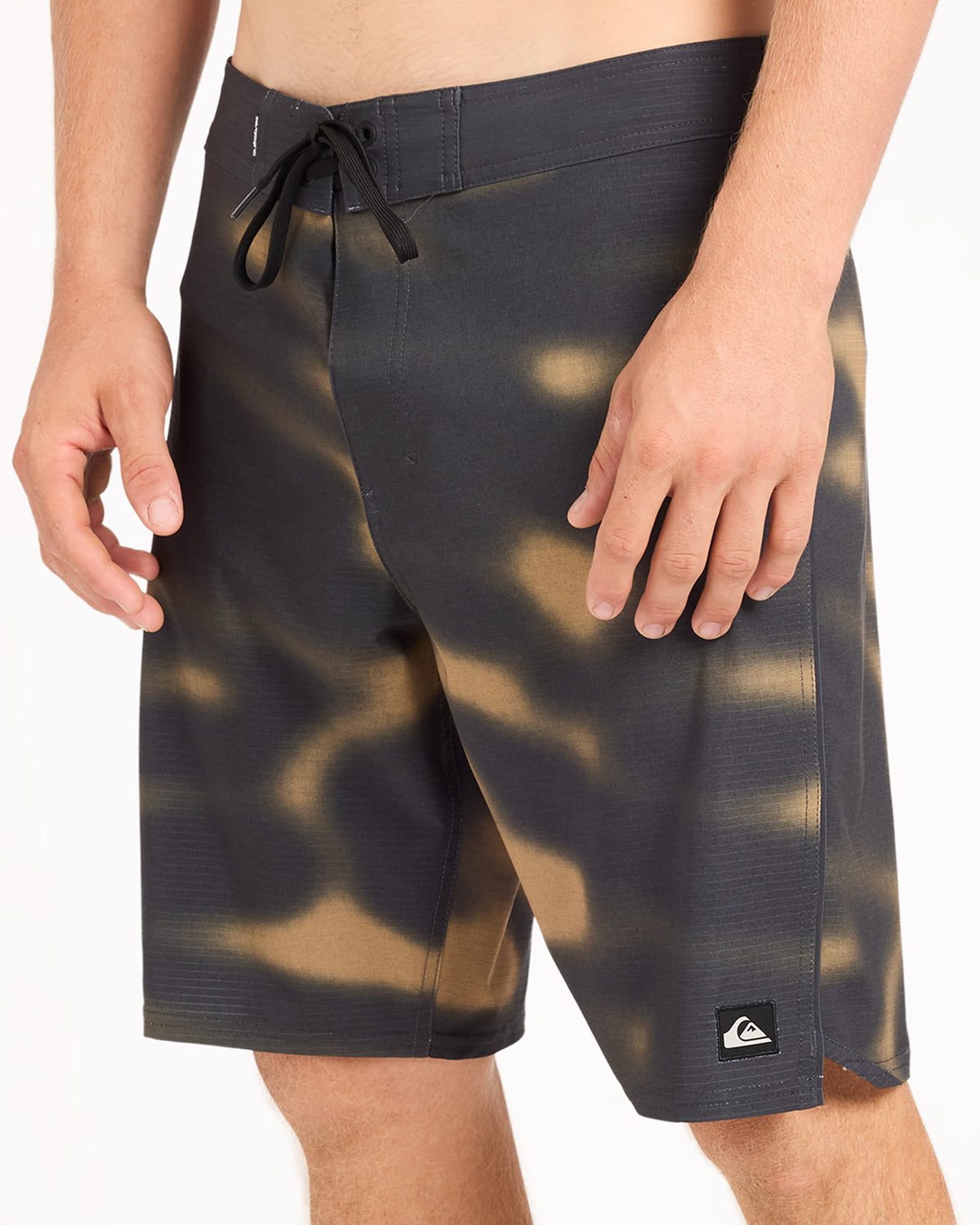 uqybs03141_quiksilver_clm0_sd6