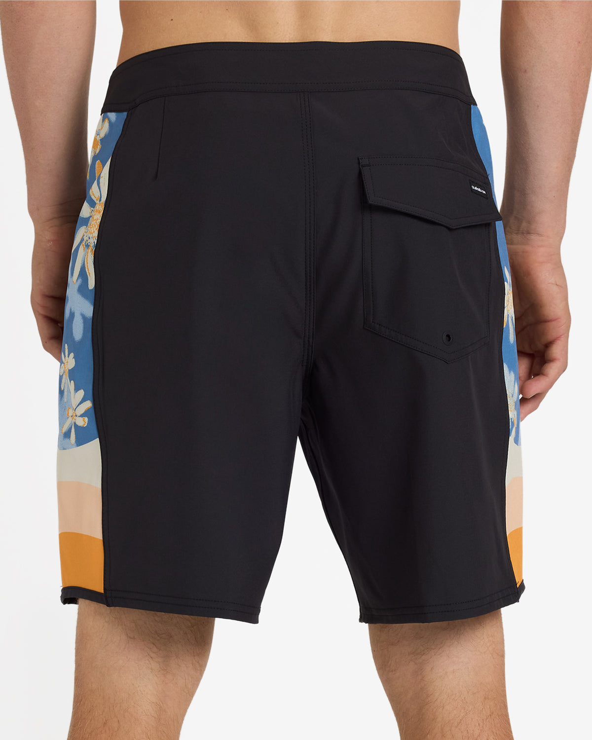 uqybs03149_quiksilver_kta0_bck6