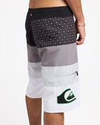 uqybs03158_quiksilver_kvj0_dtl1