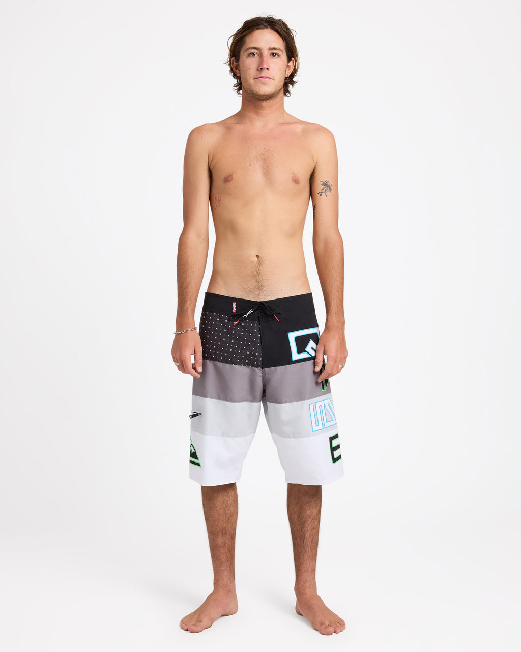 uqybs03158_quiksilver_kvj0_frt9