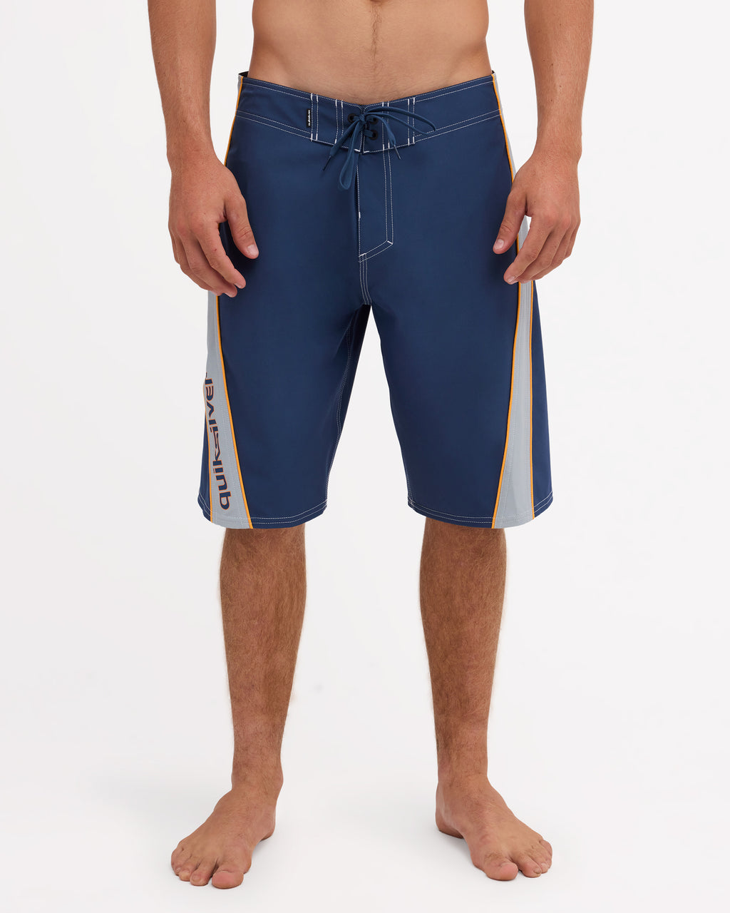 uqybs03160_quiksilver_brq0_frt1