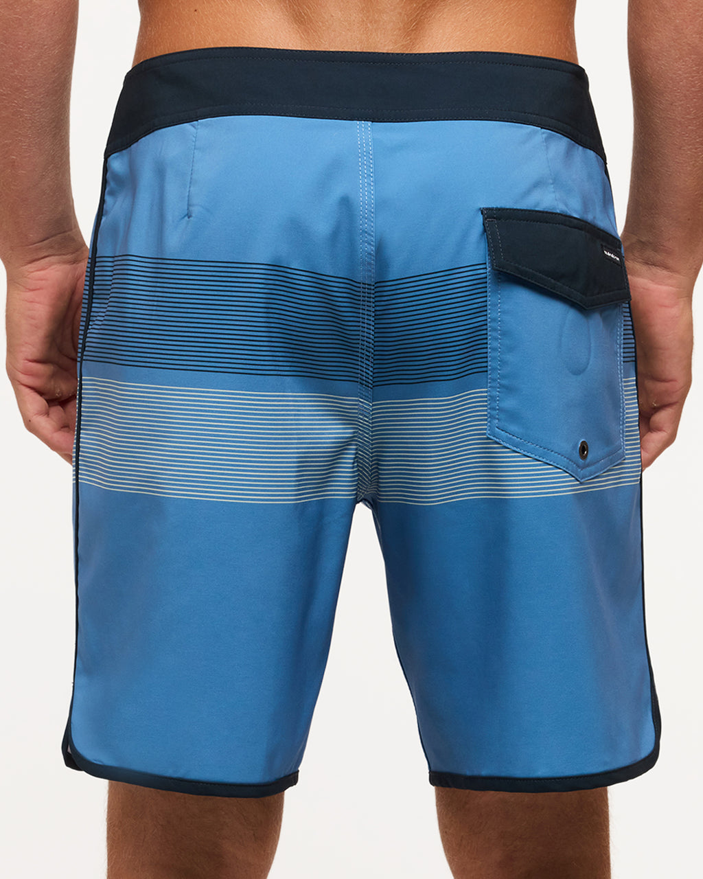 uqybs03161_quiksilver_blm9_bck6