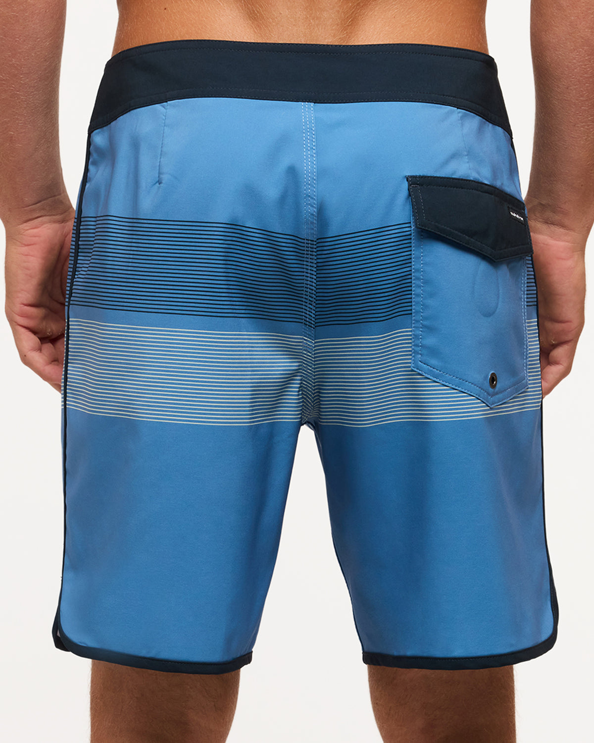 uqybs03161_quiksilver_blm9_bck6