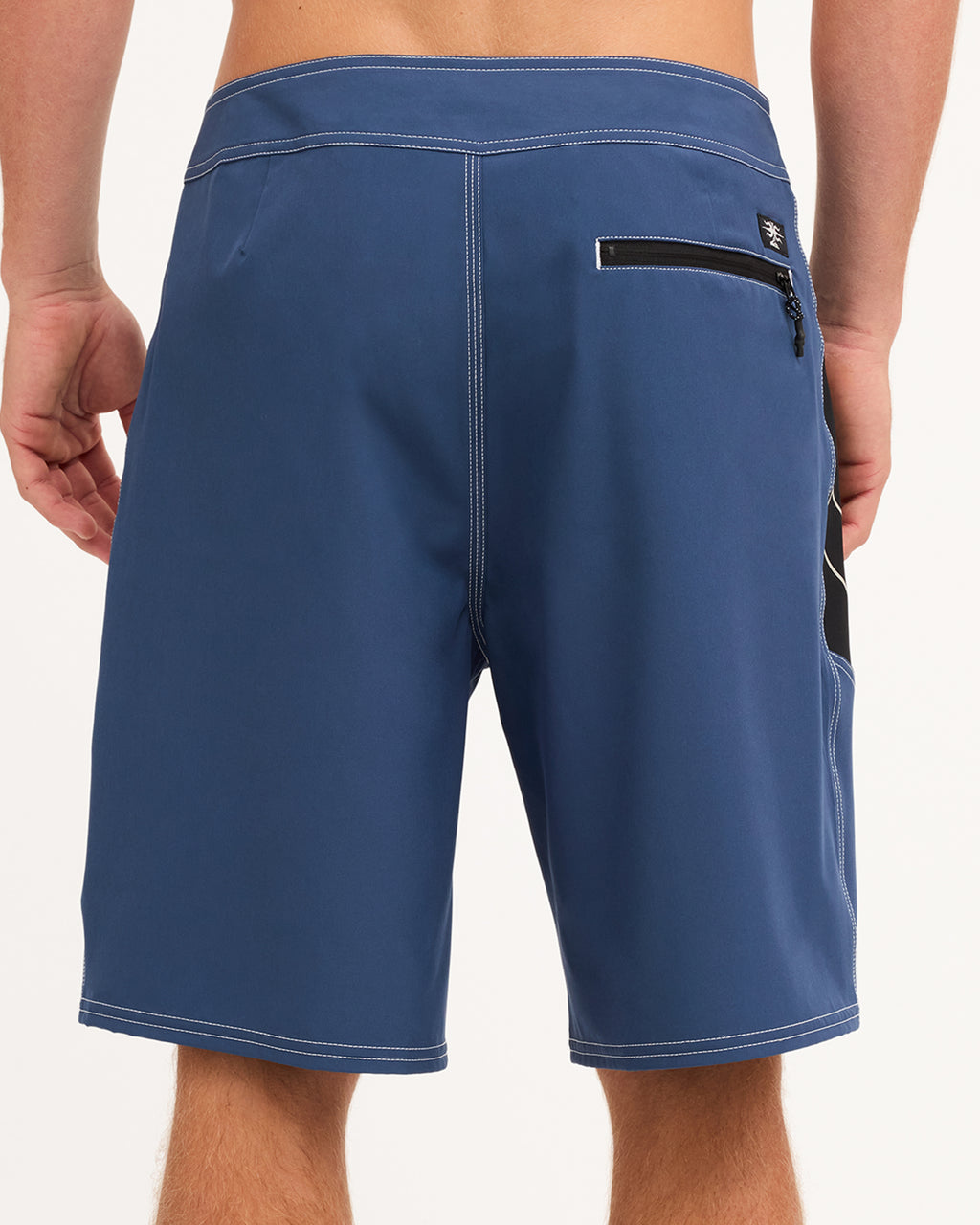 uqybs03177_quiksilver_brq0_bck6