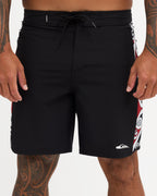 uqybs03180_quiksilver_blk_frt6