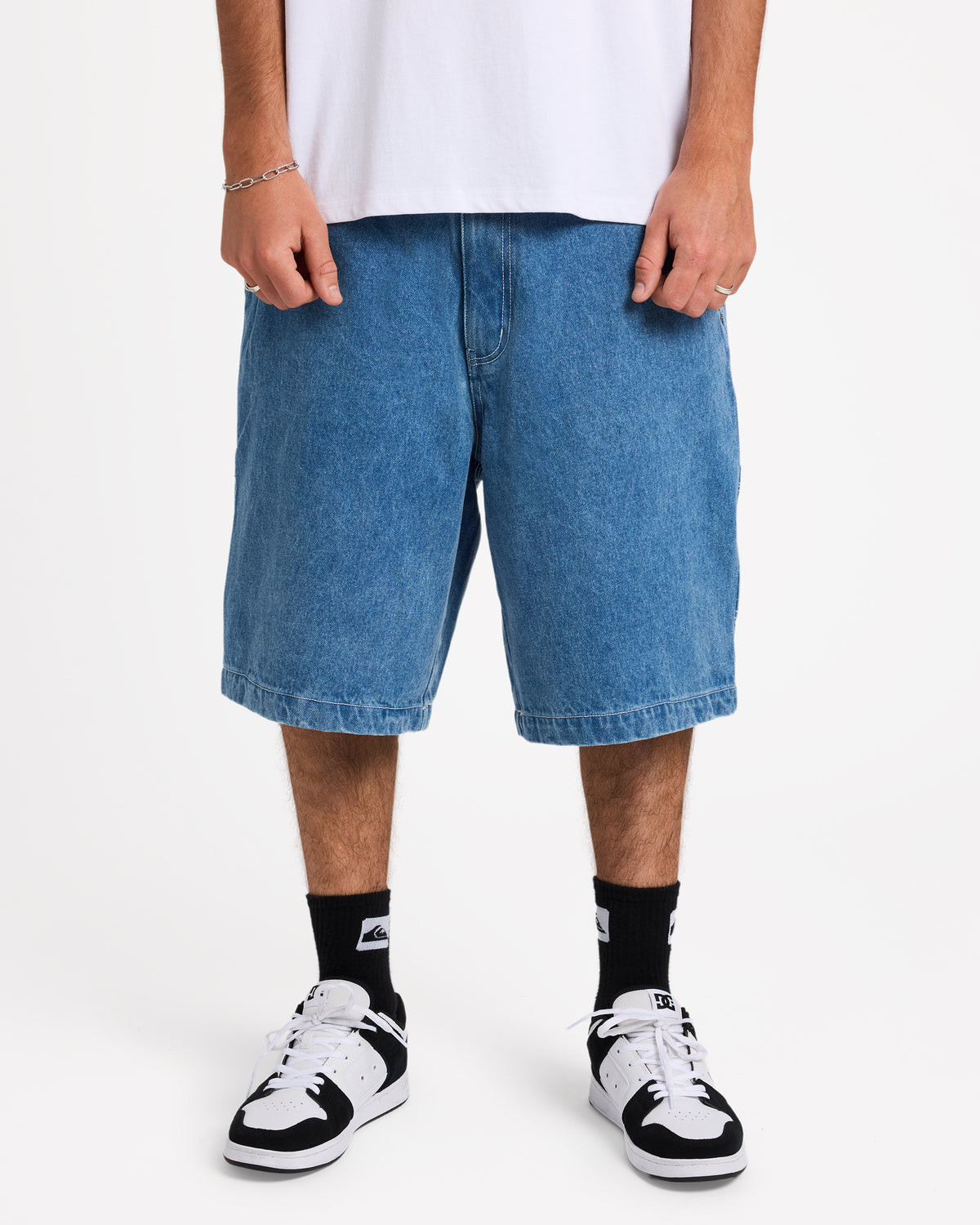 uqyds03004_quiksilver_bsp0_frt1