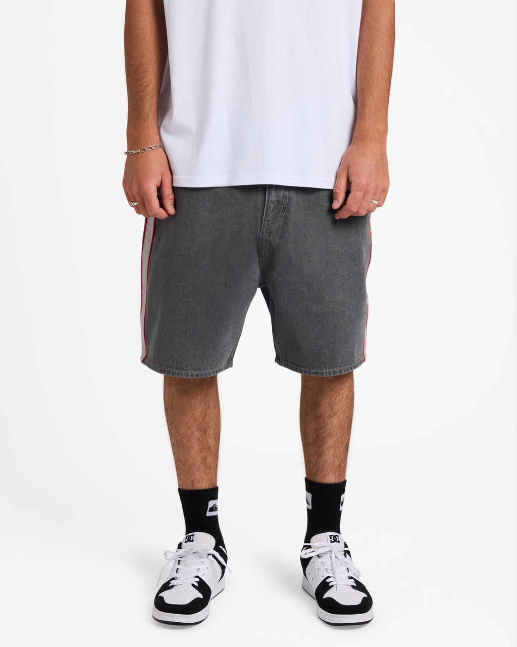 uqyds03005_quiksilver_kzmw_frt1