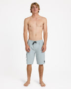 uqyjv03040_quiksilver_sje0_frt9