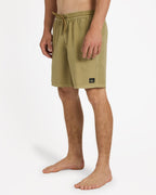 uqyjv03048_quiksilver_clm0_sd1