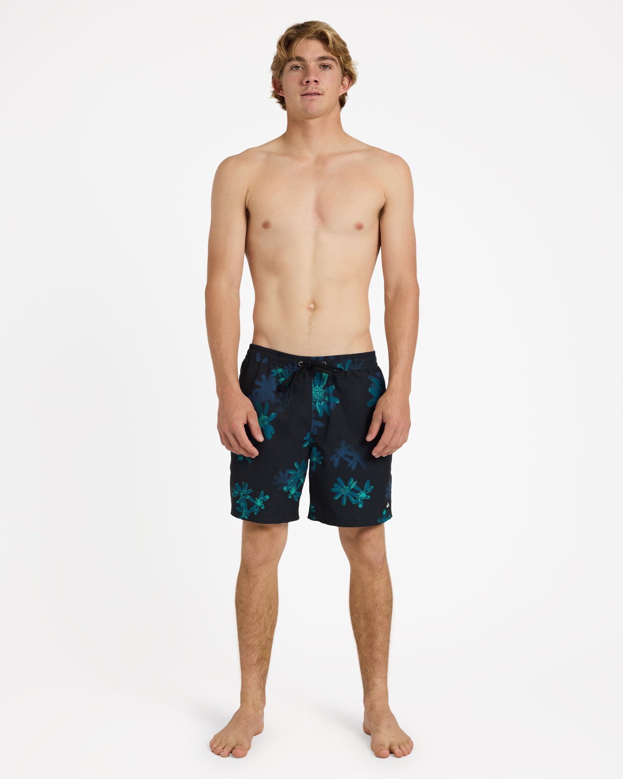 uqyjv03056_quiksilver_kvj9_frt9