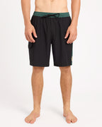 uqyjv03062_quiksilver_kvj0_frt1