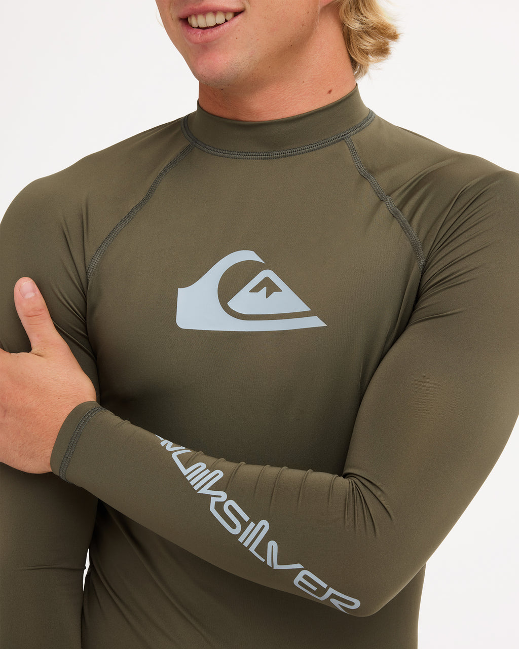 uqywr03150_quiksilver_cre0_dtl1