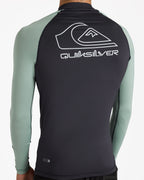 uqywr03168_quiksilver_ghg0_dtl1