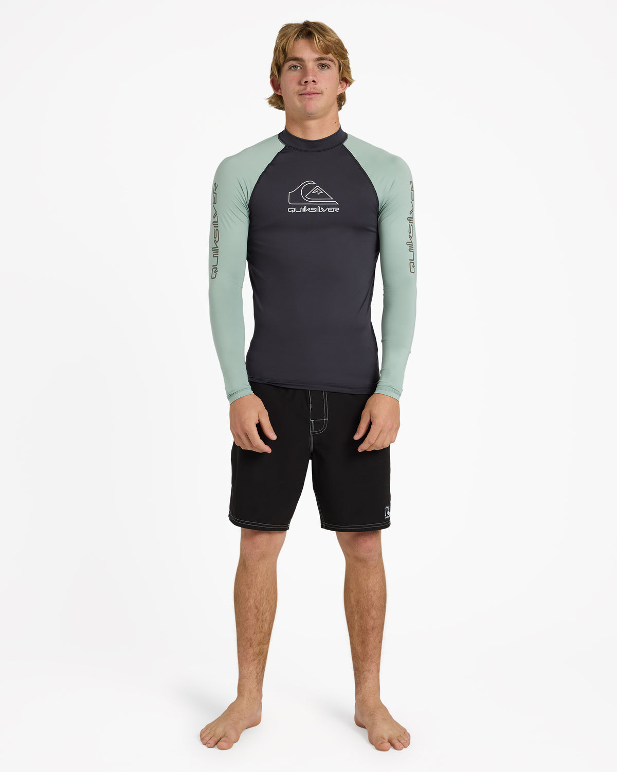 uqywr03168_quiksilver_ghg0_frt9