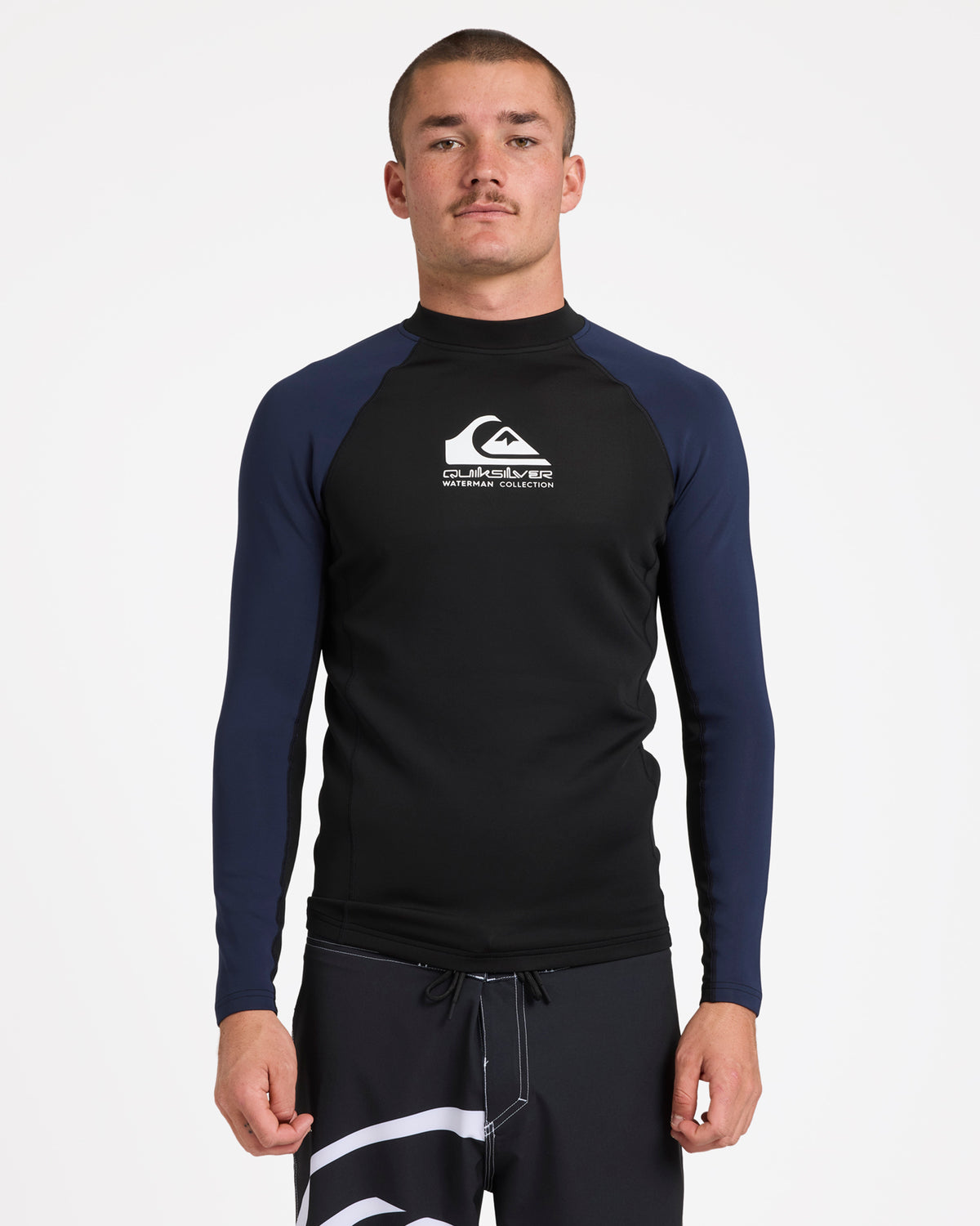 uqywr03179_quiksilver_xkkb_frt1